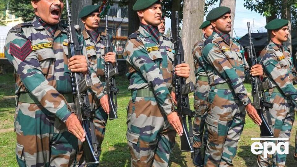 Индийские солдаты поехали на учения в Россию