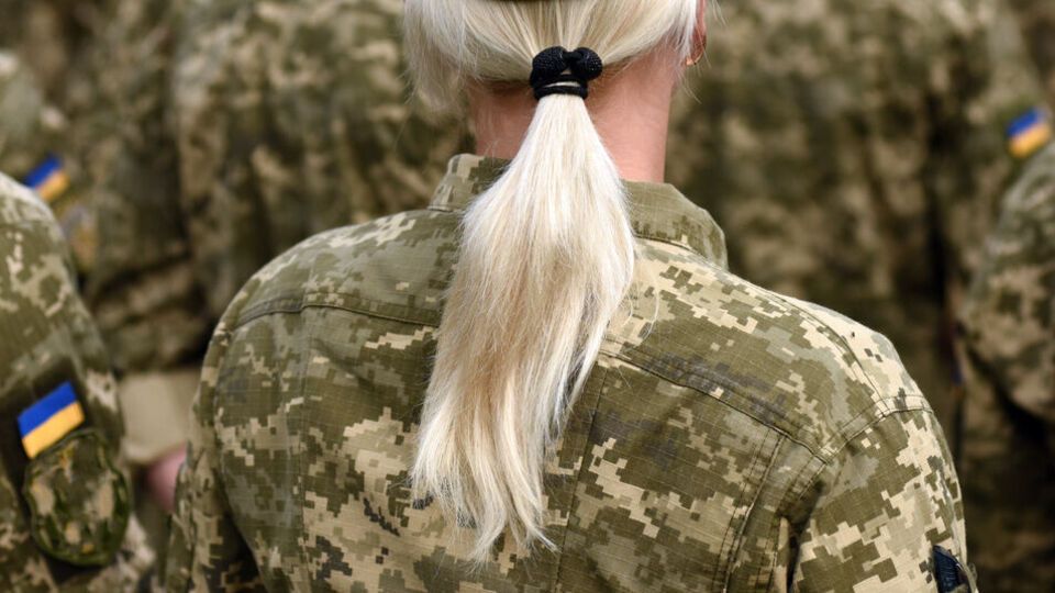 В Україні немає гострої потреби суттєво збільшувати кількість жінок на військовому обліку