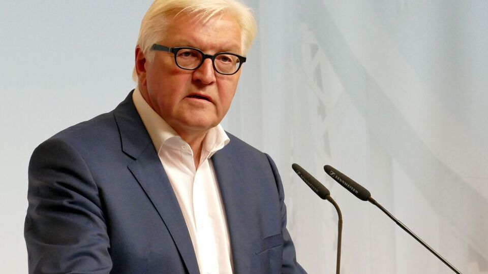 Керівництво Російської православної церкви приєдналося до злочинів війни проти України – Штайнмаєр