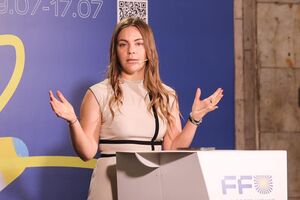 Мы не просим мир помочь нам. Наши партнеры должны нам эту поддержку, потому что хотят спасти свое будущее – а оно сейчас в руках украинцев