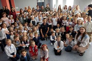 Президент привітав із 1 вересня учнів ірпінської школи