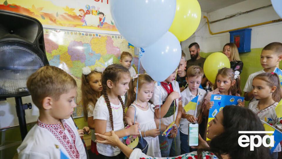К 1 сентября только 51% всех учебных заведений страны были полностью подготовлены для работы в условиях военного положения