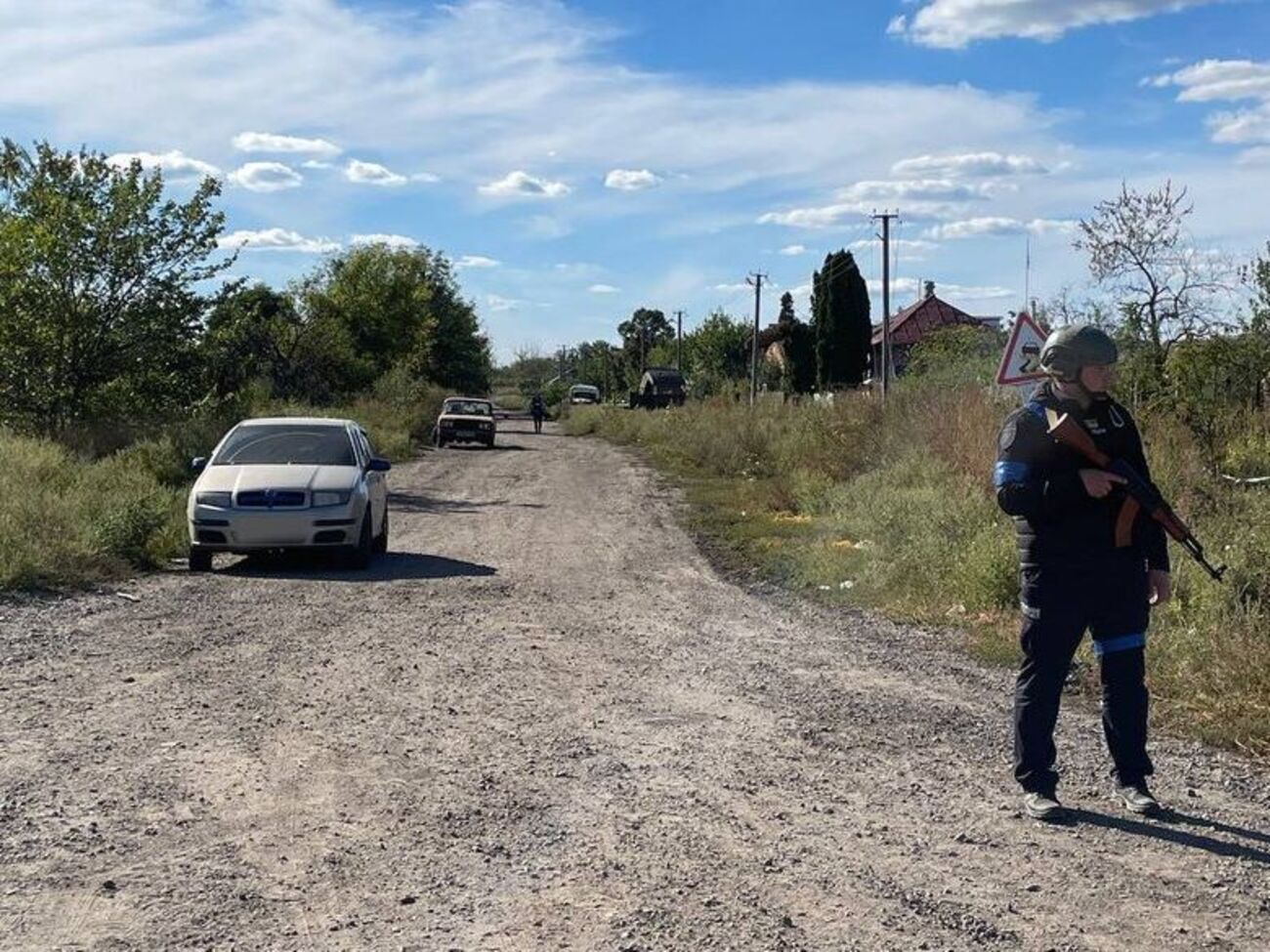 Полицейские эксгумировали тела убитых после деоккупации села