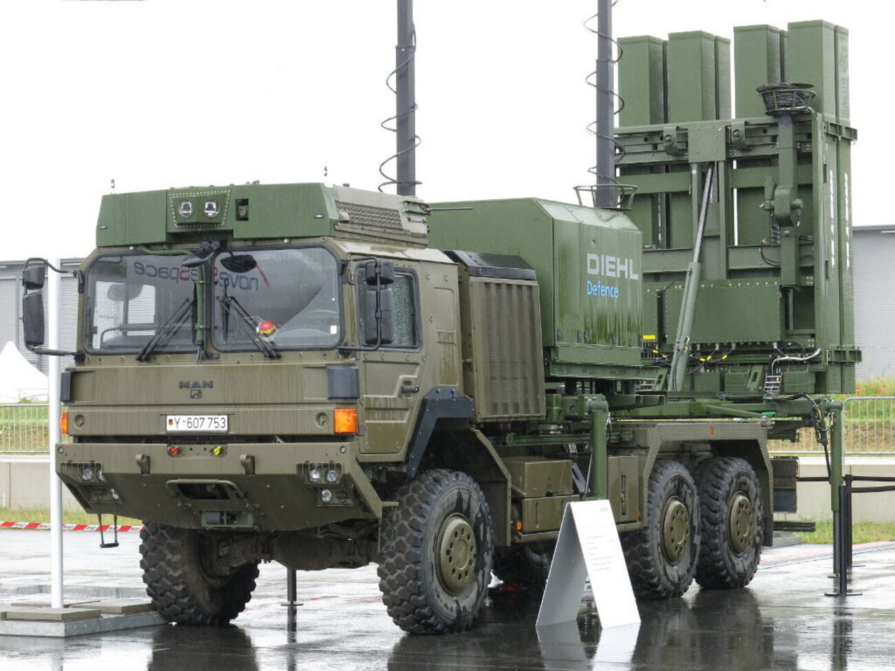 Передання Україні надсучасної системи ППО німецького виробництва IRIS-T очікують восени, зазначали в уряді.