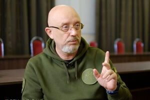 Резніков про виїзд чоловіків: Як би нам не хотілося, ми несемо втрати