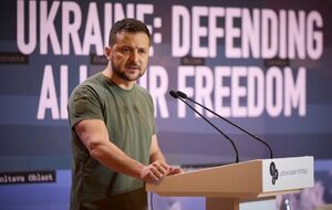 Зеленский: У меня ощущение, что мы имеем дело не с террористами: даже с террористами можно общаться, потому что они знают, чего хотят