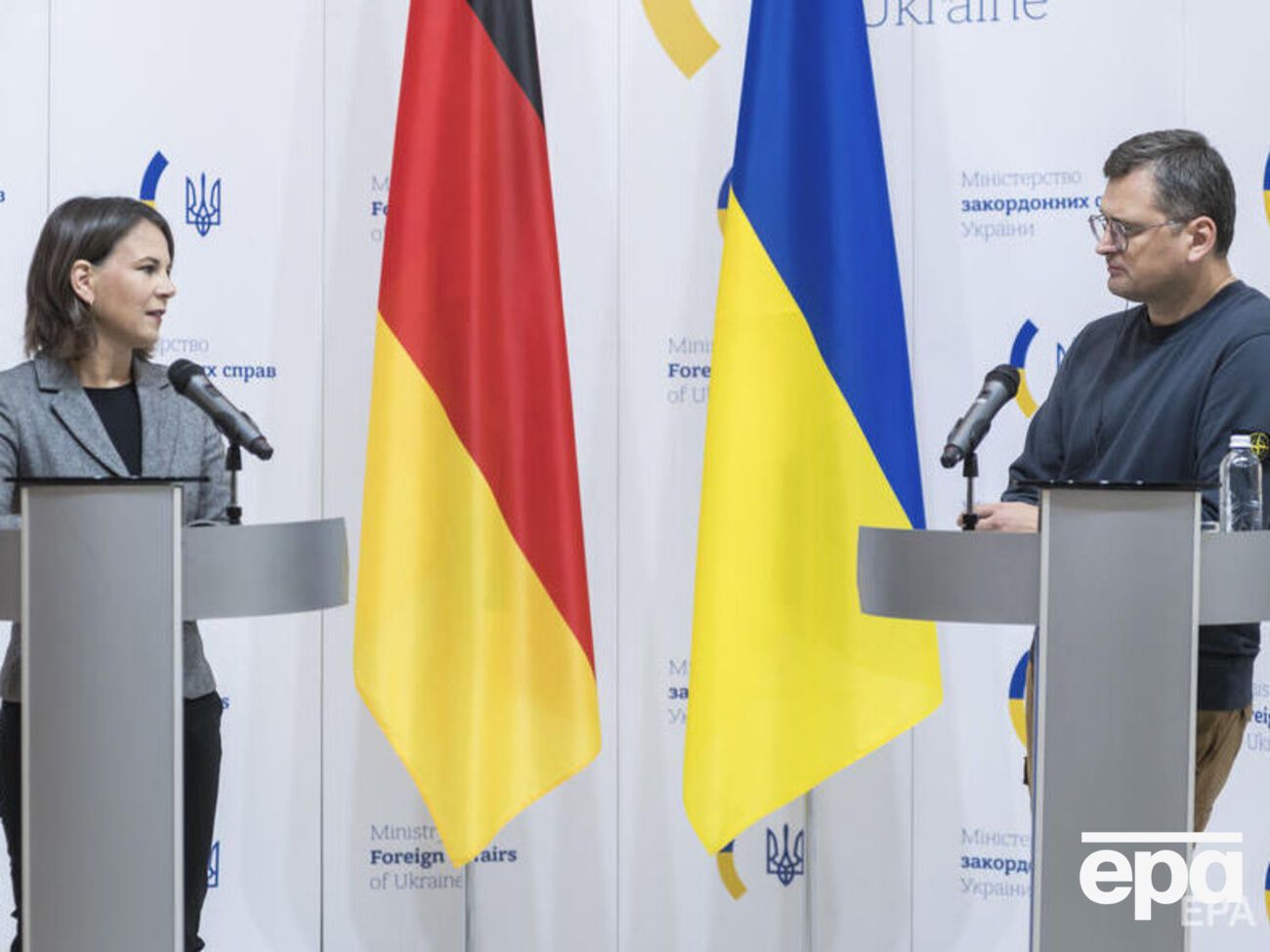 Бербок отметила на совместной пресс-конференции с Кулебой, что Германия уже поставила Украине зенитные самоходные установки Gepard