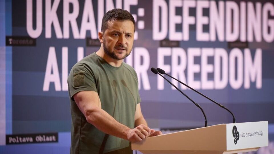 Зеленський: Росія вже стала на шлях своєї історичної поразки – і чіткість цього шляху, контури поразки стануть очевидними після цих 90 днів. Якщо всі ми будемо чесними й витримаємо