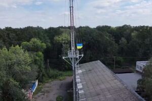 ВСУ подняли украинский флаг над поселком Чкаловское