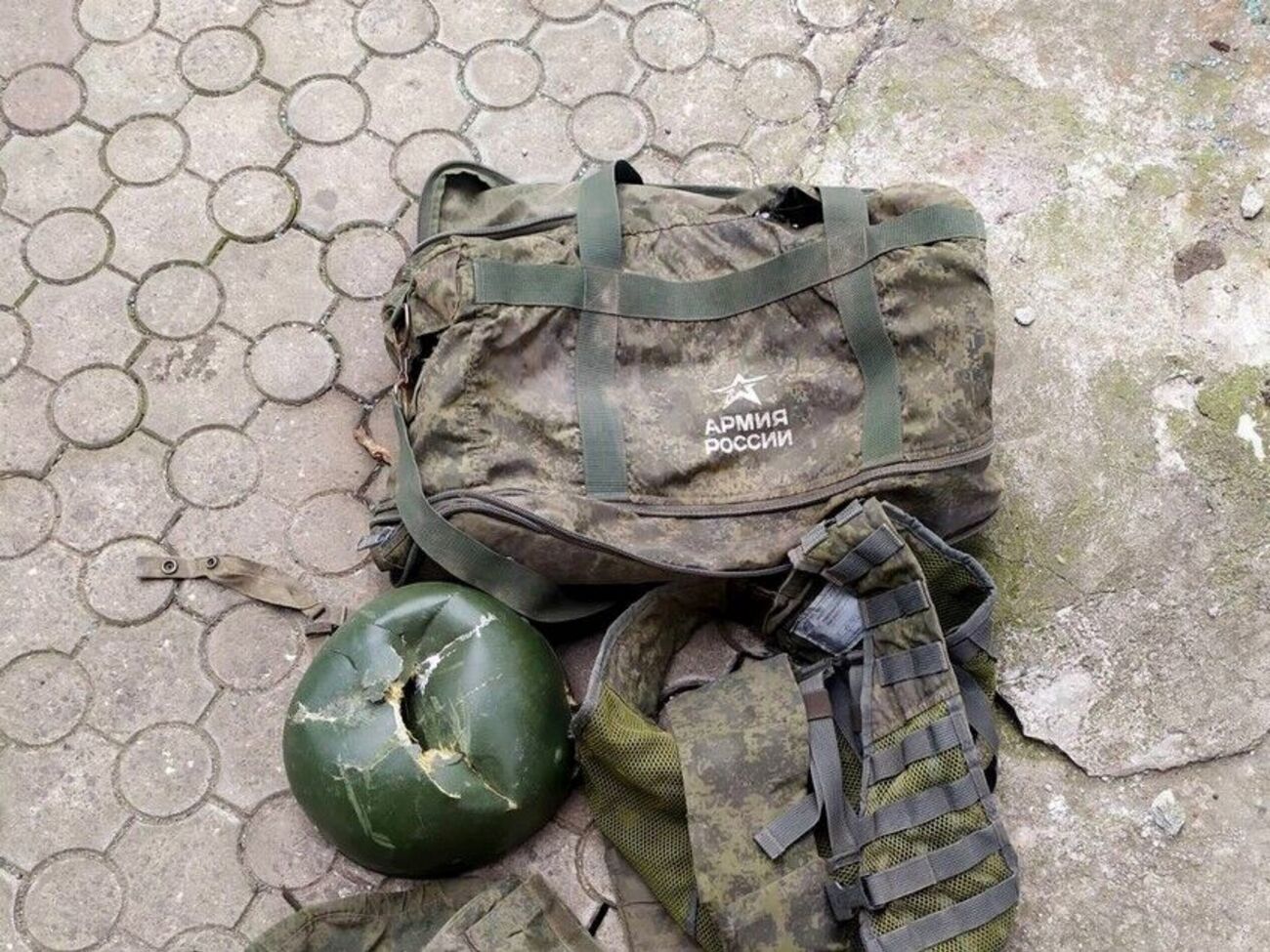 Оккупанты бросили вещи, покидая позиции на юге