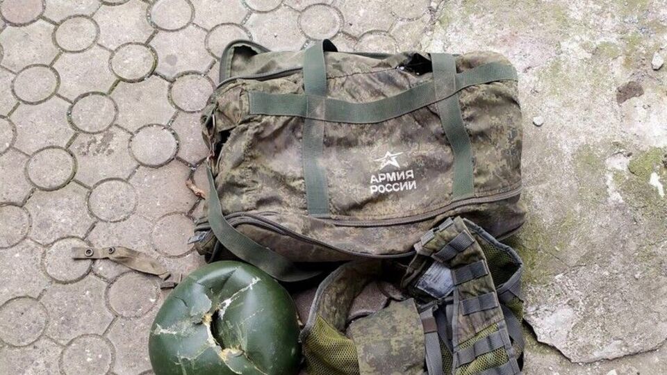 Оккупанты бросили вещи, покидая позиции на юге
