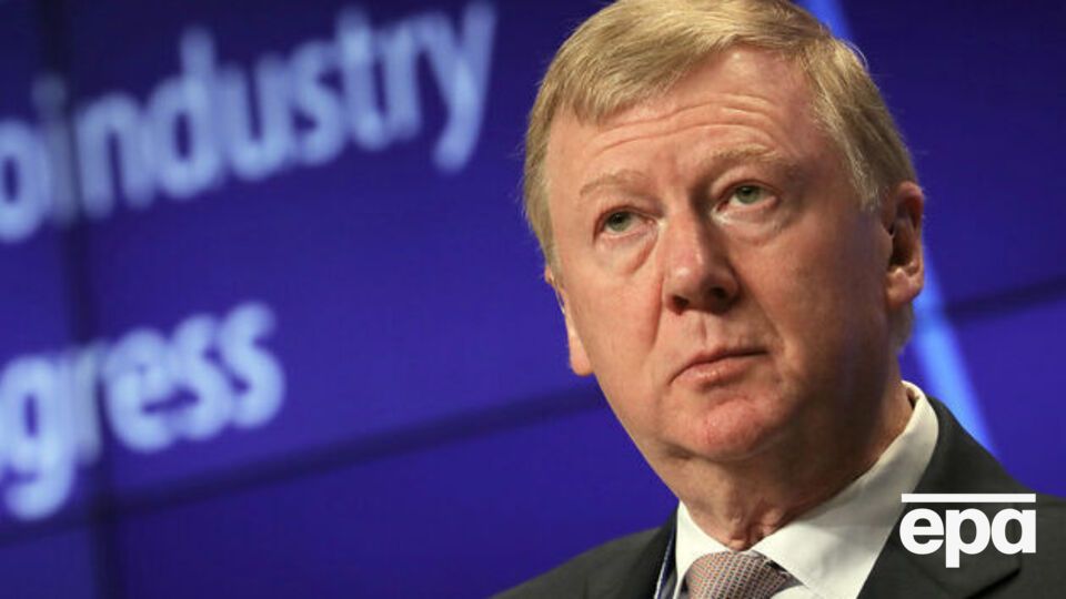 Чубайс имеет отношение к КГБ, считает Пугачев
