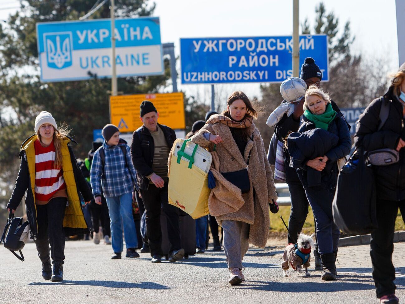 Решение было принято для того, чтобы ускорить пропуск автобусов и грузовиков