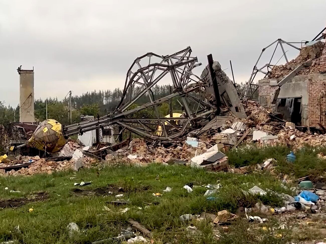 Оккупанты уничтожили село полностью, отмечается на видео, опубликованном Кириленко