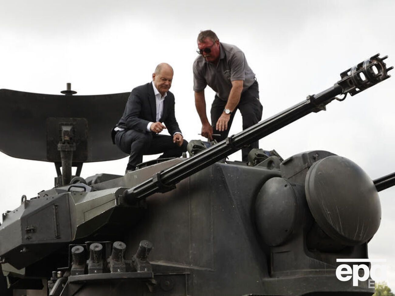 Німеччина передала Україні зенітні САУ Gepard, зазначив Шольц