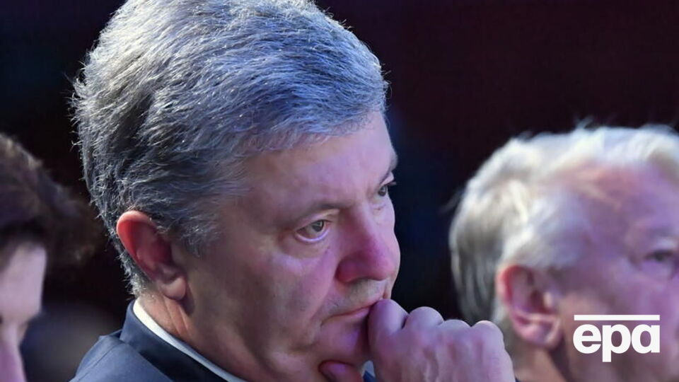 Позов про бездіяльність Зеленського Порошенко (на фото) подав 20 серпня 2021 року
