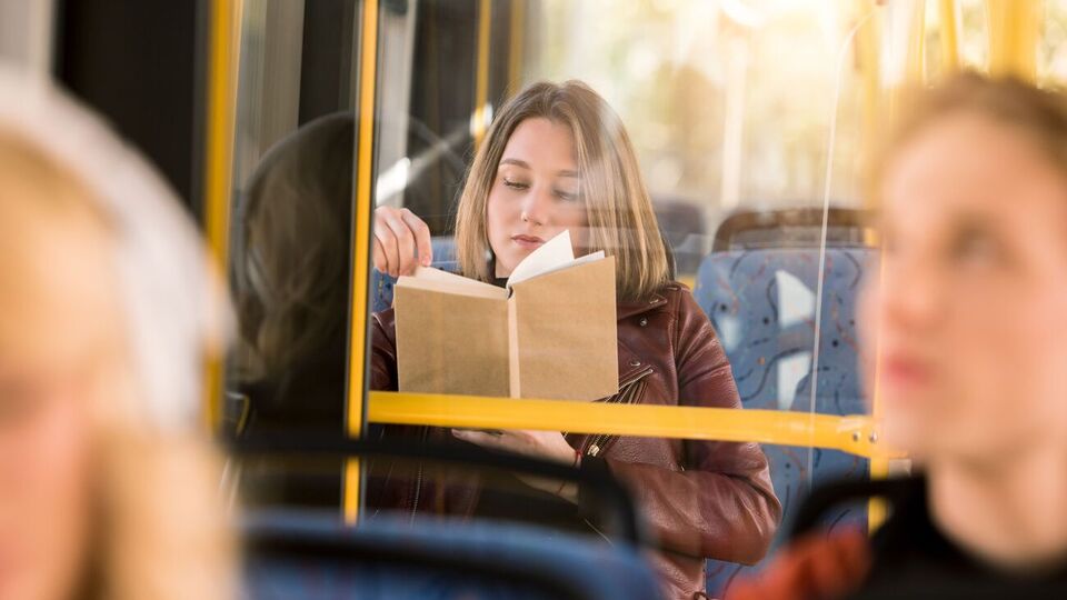 Книгу жалоб предлагают отменить в сфере пассажирского транспорта, гостиниц и услуг по трудоустройству