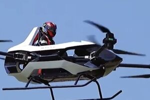 Летающее такси может развивать скорость до 130 км/час и подниматься на высоту 1000 м, сообщают его разработчики