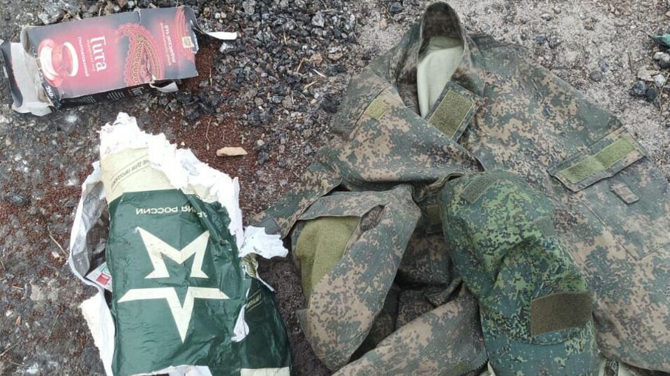 Из Изюма россияне бежали, как мыши, бросали технику и добивали своих, рассказали украинские десантники