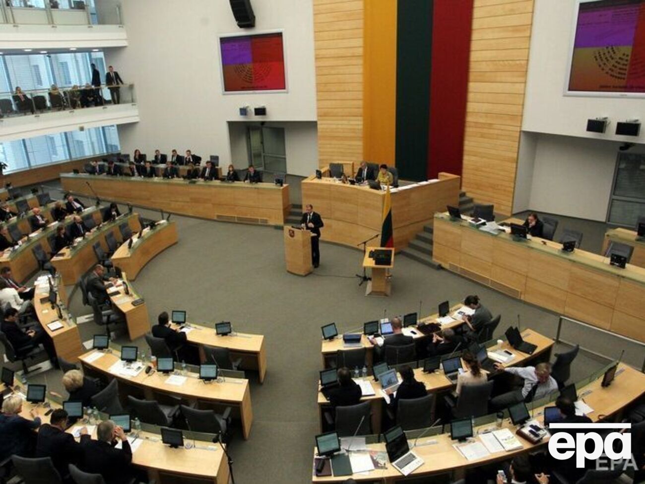 Литва припиняє приймати візові заяви громадян РФ та Білорусі