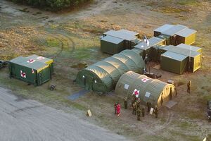 Эстония подарила ВСУ "самый современный мобильный госпиталь", заявил министр обороны Украины