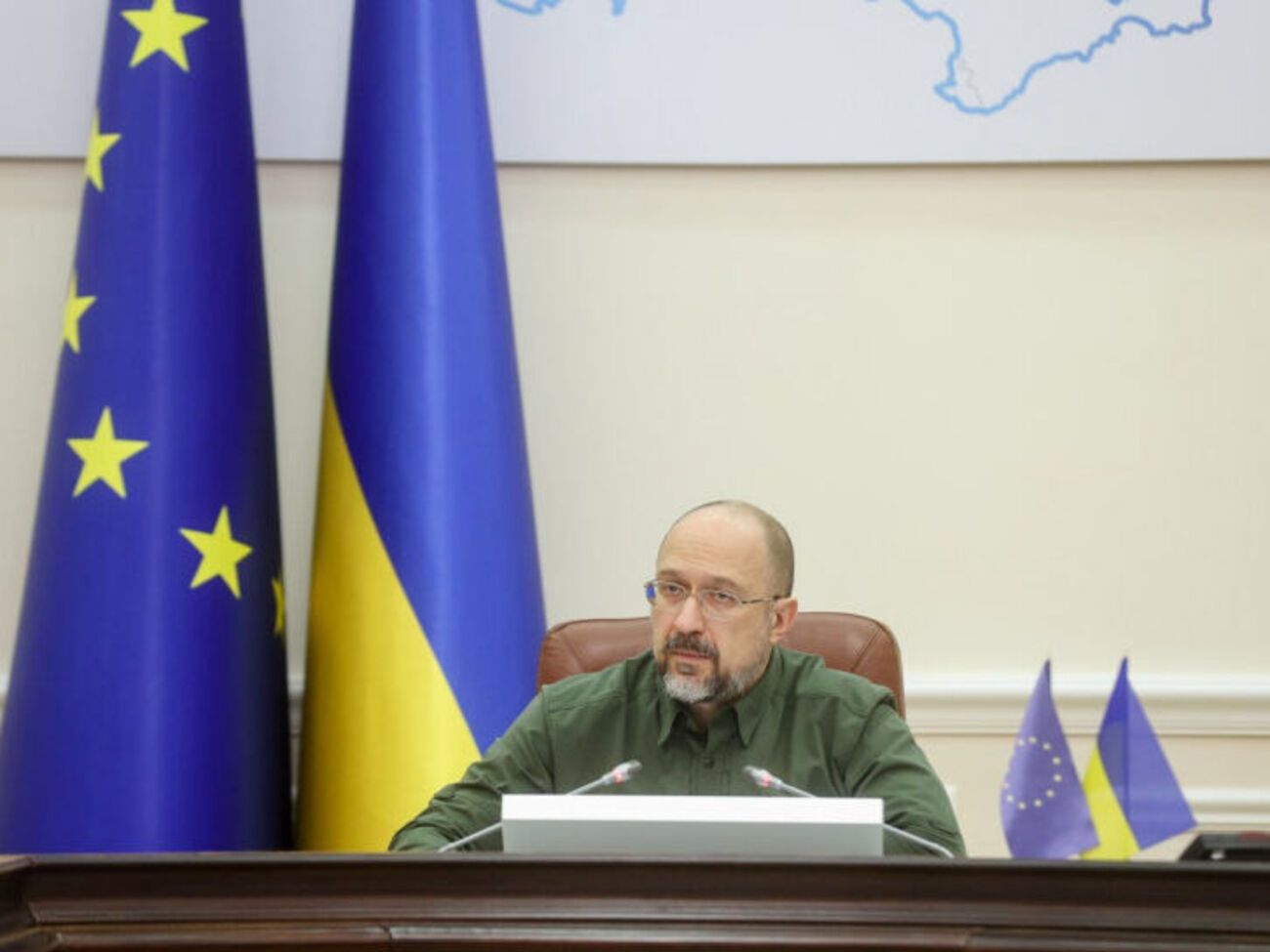 Шмигаль: Із кожної бюджетної гривні 50 копійок піде на армію та безпеку, ще 35 копійок – на соціальні виплати, медицину та освіту