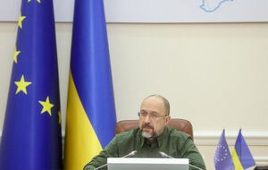 Шмыгаль: Из каждой бюджетной гривны 50 копеек уйдет на армию и безопасность, еще 35 копеек – на социальные выплаты, медицину и образование