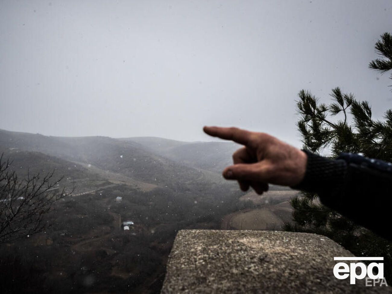 Стороны обвиняют друг друга в обстрелах