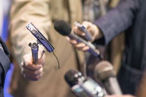 В комитете считают, что законопроект "О медиа" серьезно угрожает свободе прессы в стране