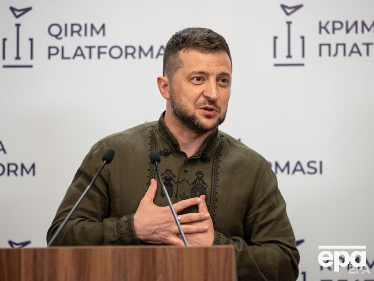 Зеленський заявляв, що в перший день війни багато лідерів телефонували й говорили, що йому треба тікати з України