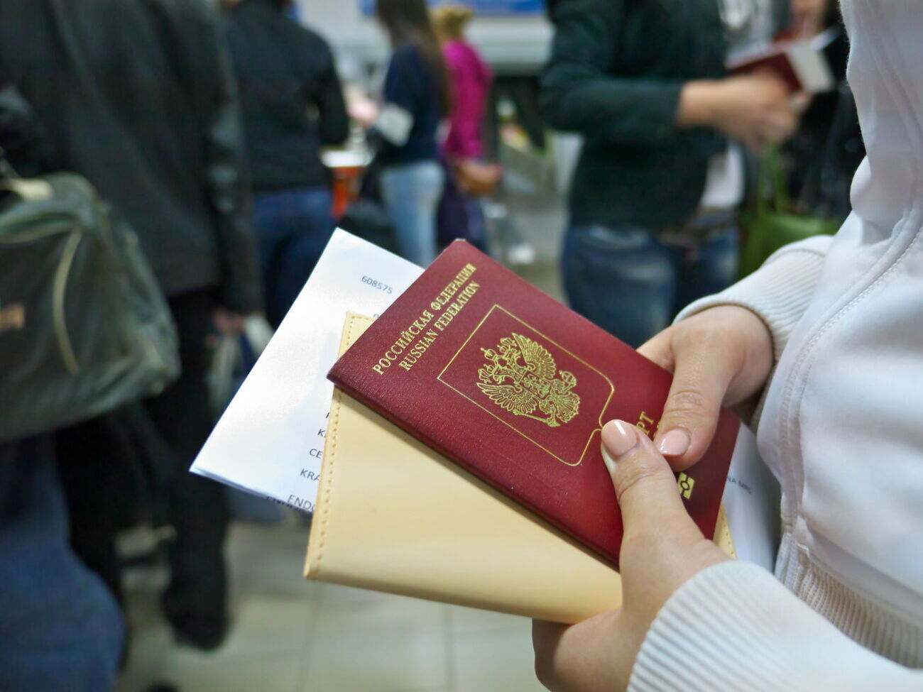 В Україні підготували законопроєкт щодо покарання за отримання паспорта РФ