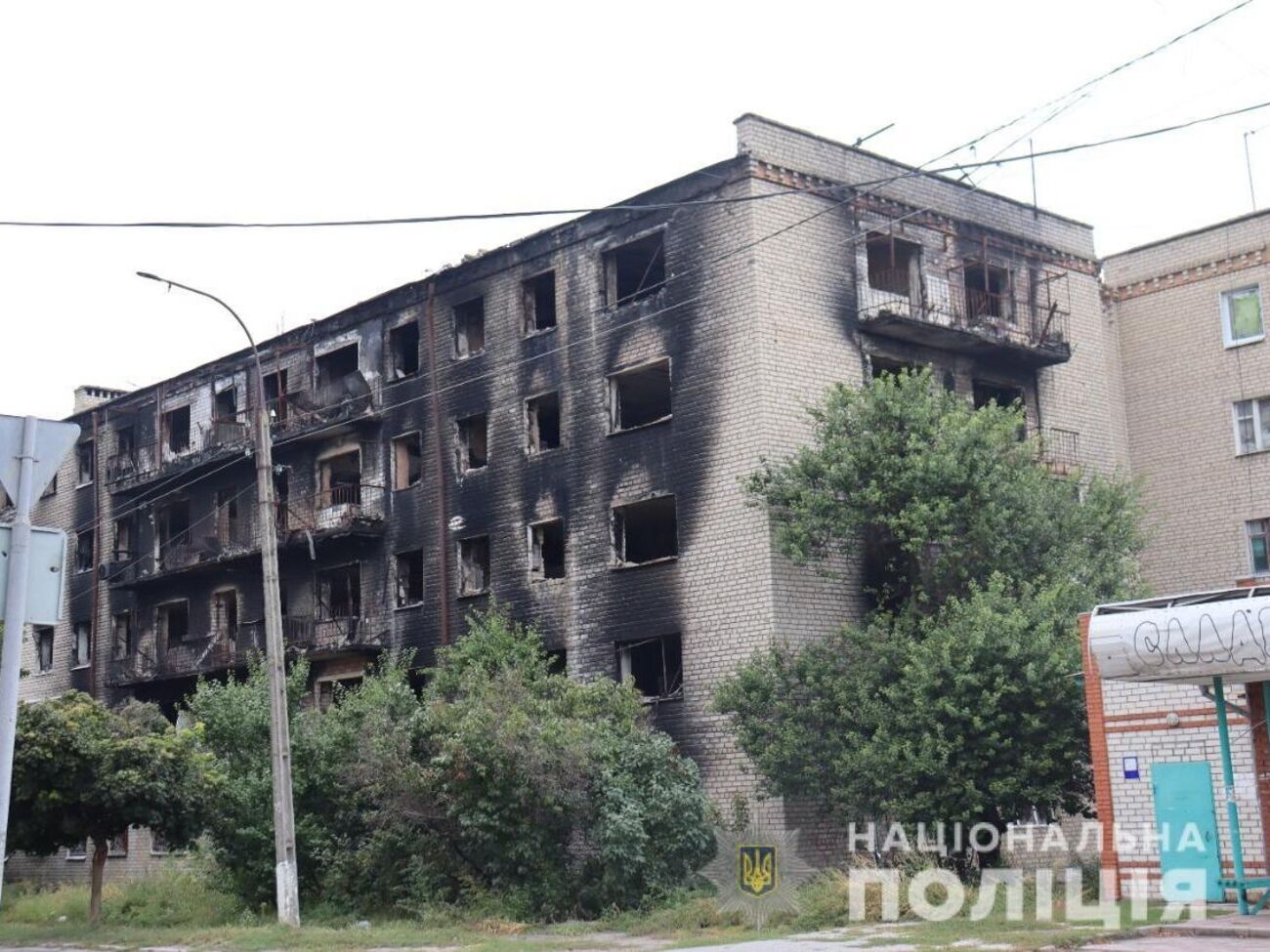 В населенных пунктах Харьковской области остается большое количество взрывоопасных предметов, сообщили в Нацполиции