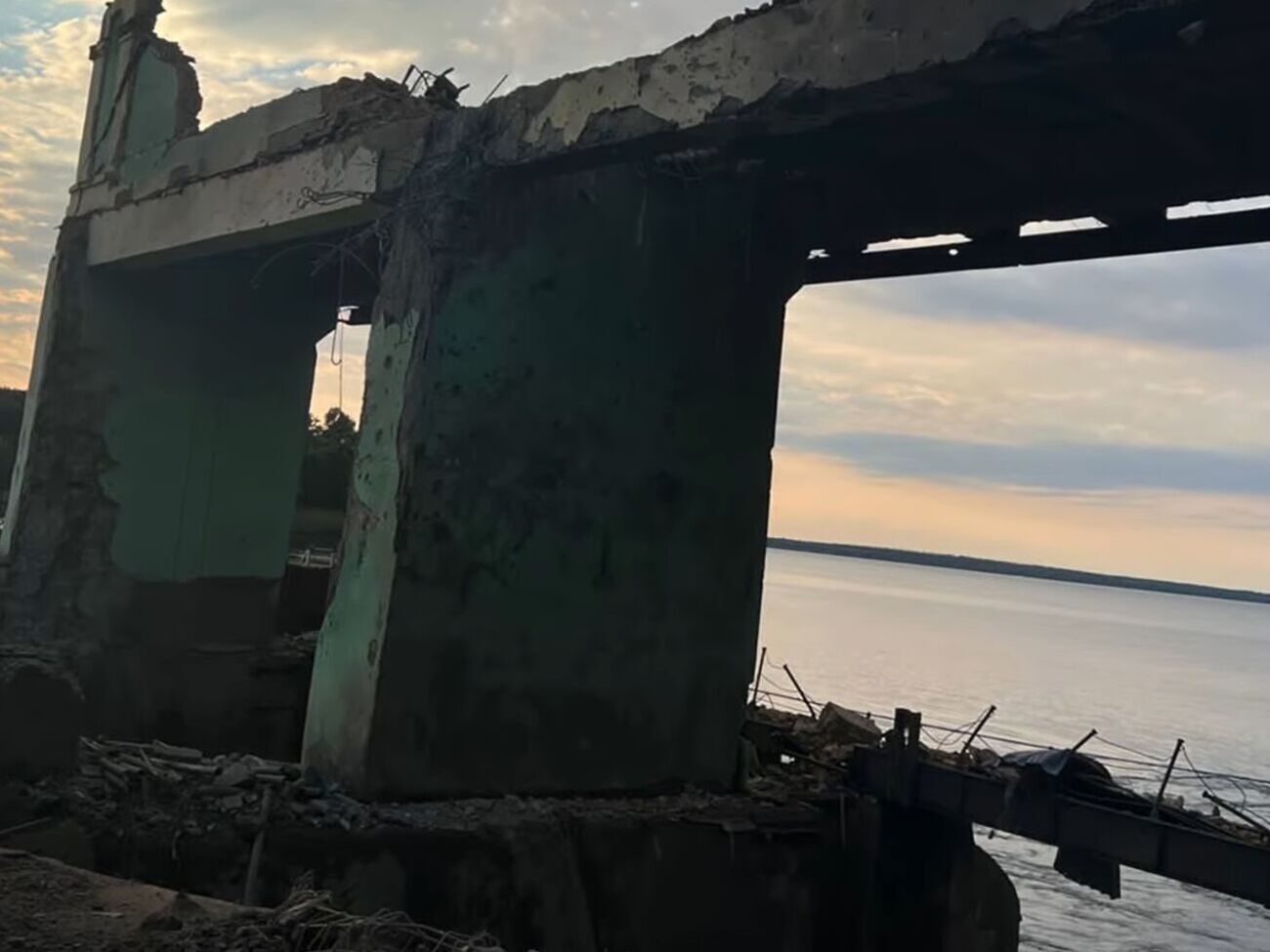 Окупанти навмисно тероризують Кривий Ріг нескінченними атаками, зазначив Резніченко