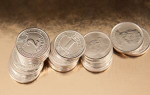 Последний раз НБУ снизил курс гривны до 36,57 грн/$