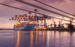 Открытие портов для экспорта металла даст Украине более $1 млрд ежемесячно, заявляли в Федерации металлургов Украины