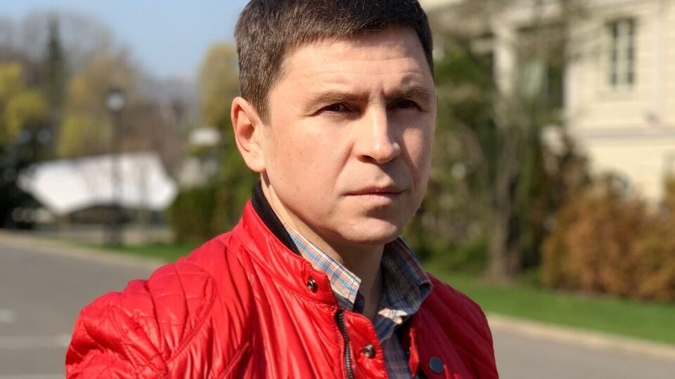 Подоляк о происшествии: Следствие покажет