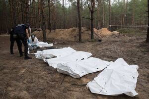 После освобождения от российских войск в Изюме нашли тела гражданских и военных со следами пыток