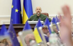 Ипотека под 3% годовых будет предоставляться украинским военнослужащим, правоохранителям, педагогам, медикам и ученым, отметил Шмыгаль