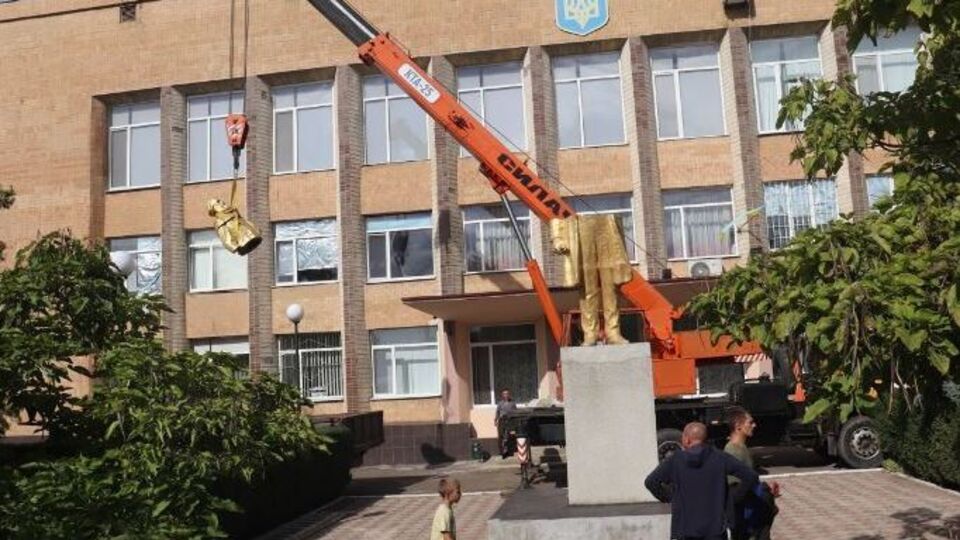 Памятник намерены перенести "в музей"