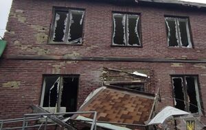 Армия России попала в жилые дома, школу, коксохим