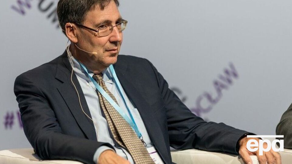 Хербст считает, что подход США к поставкам оружия Украине противоречит американским же интересам