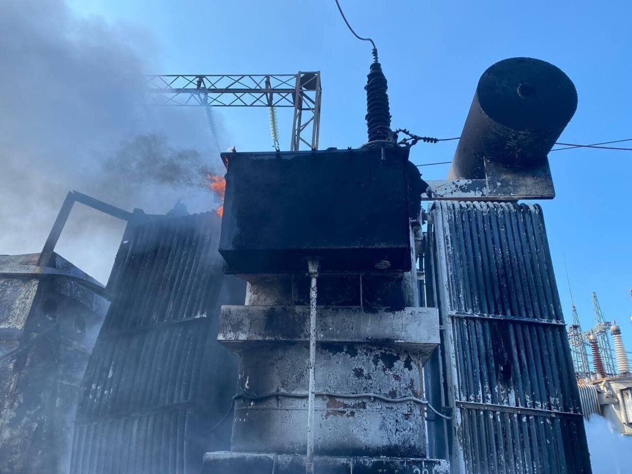 Окупанти й далі прицільно б'ють по цивільній інфраструктурі