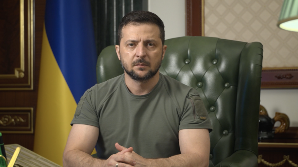 Зеленський: Не може бути діалогу з людьми, які погрожують ядерною зброєю. Потрібно думати, як жити далі світу без таких людей