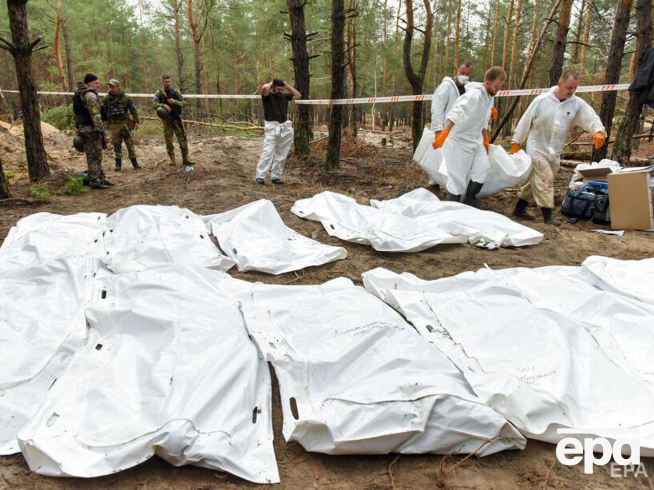 Власти Изюма не исключают, что будут найдены новые захоронения