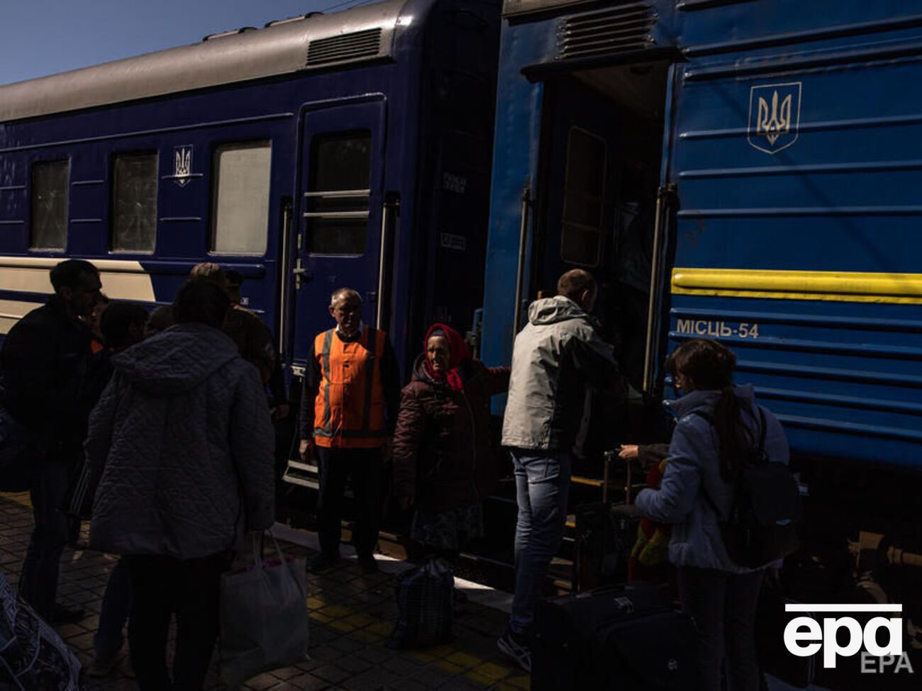 В Донецкой области власти объявили обязательную эвакуацию