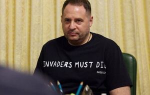 Ермак: Нужно давать по зубам