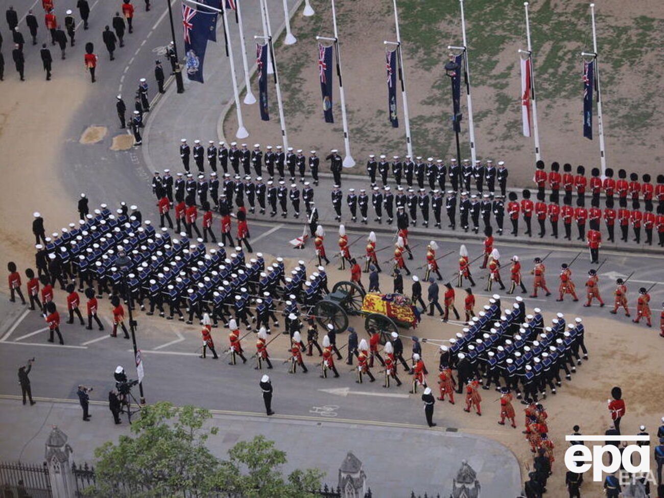 Елизавету II похоронят на территории Вестминстерского аббатства