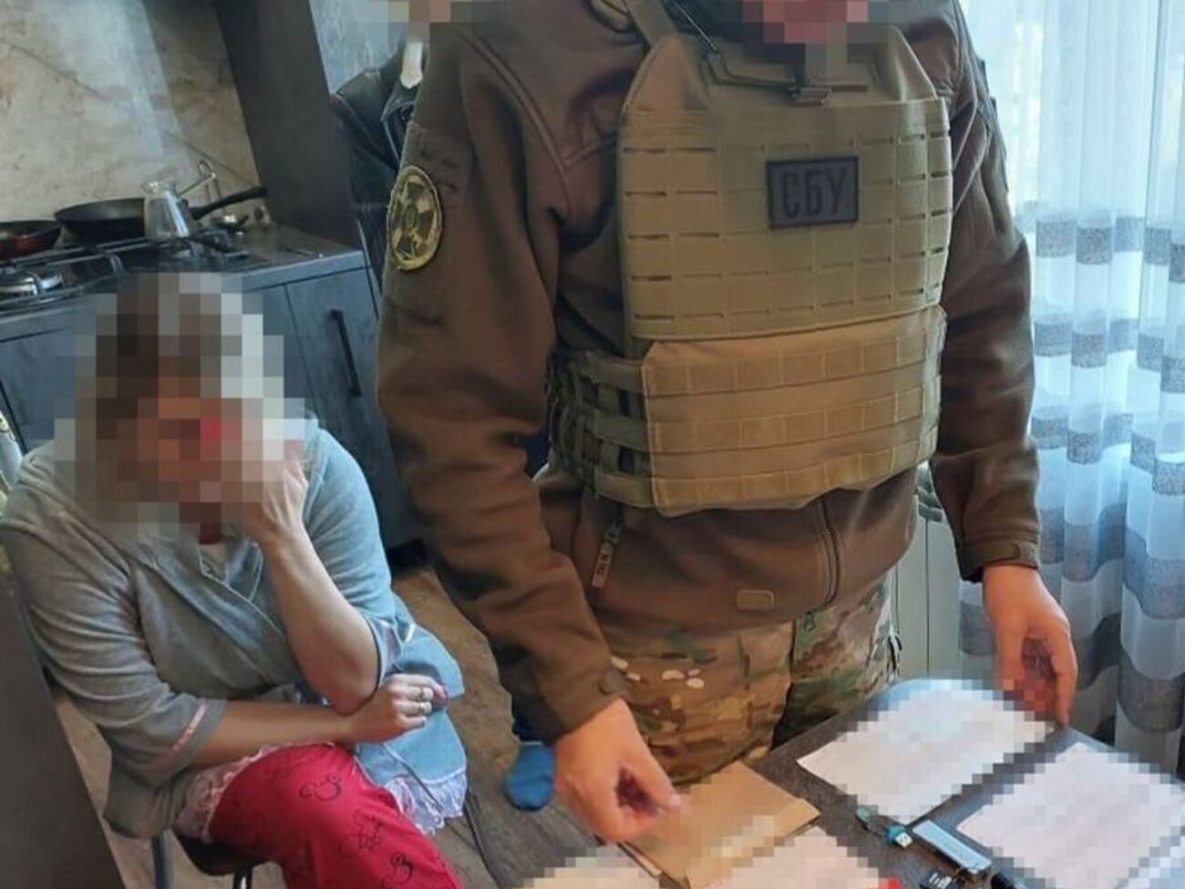 Сотрудники оборонного предприятия хотели продать секретные данные