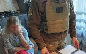 Сотрудники оборонного предприятия хотели продать секретные данные