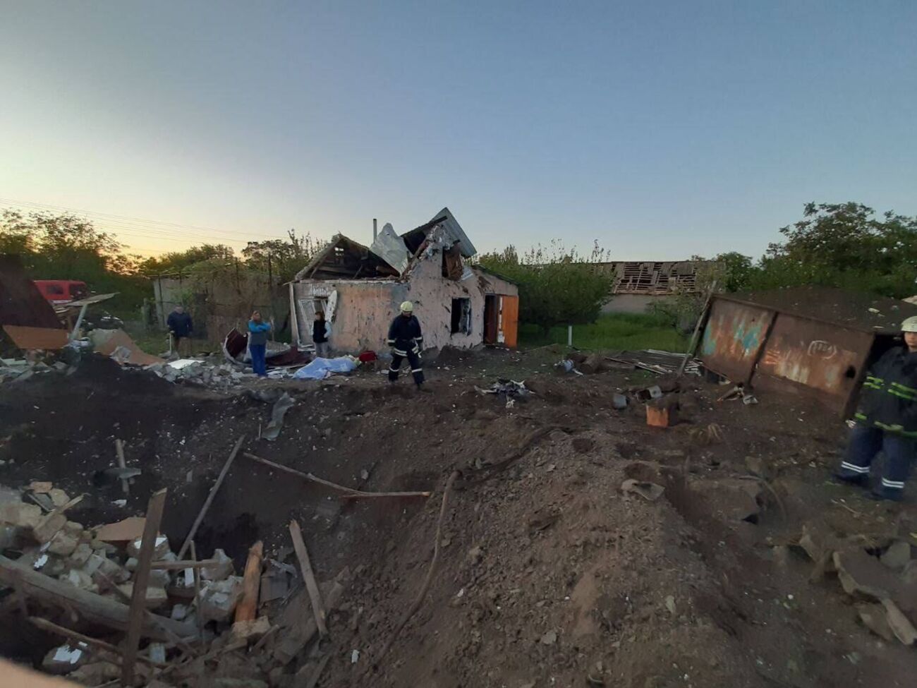 Оккупанты обстреляли Запорожье и село поблизости ракетами С-300